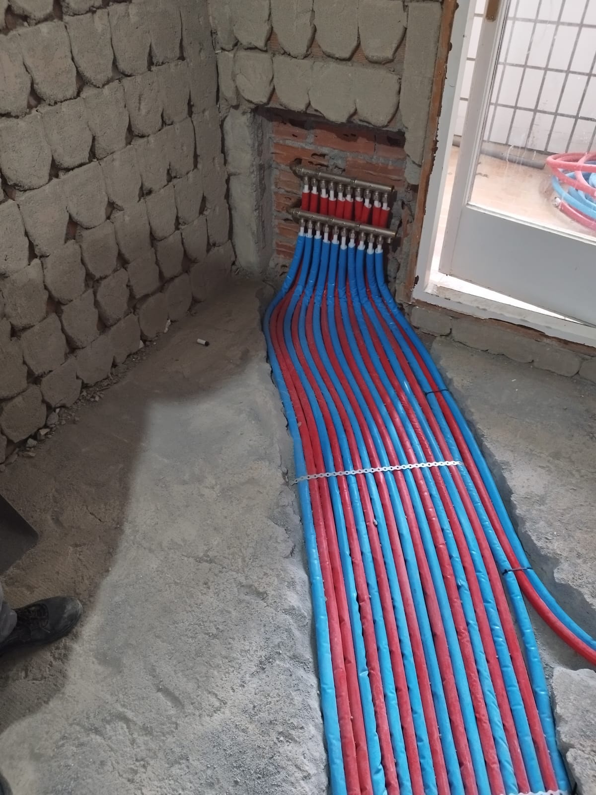 instalación de tuberias en caldera